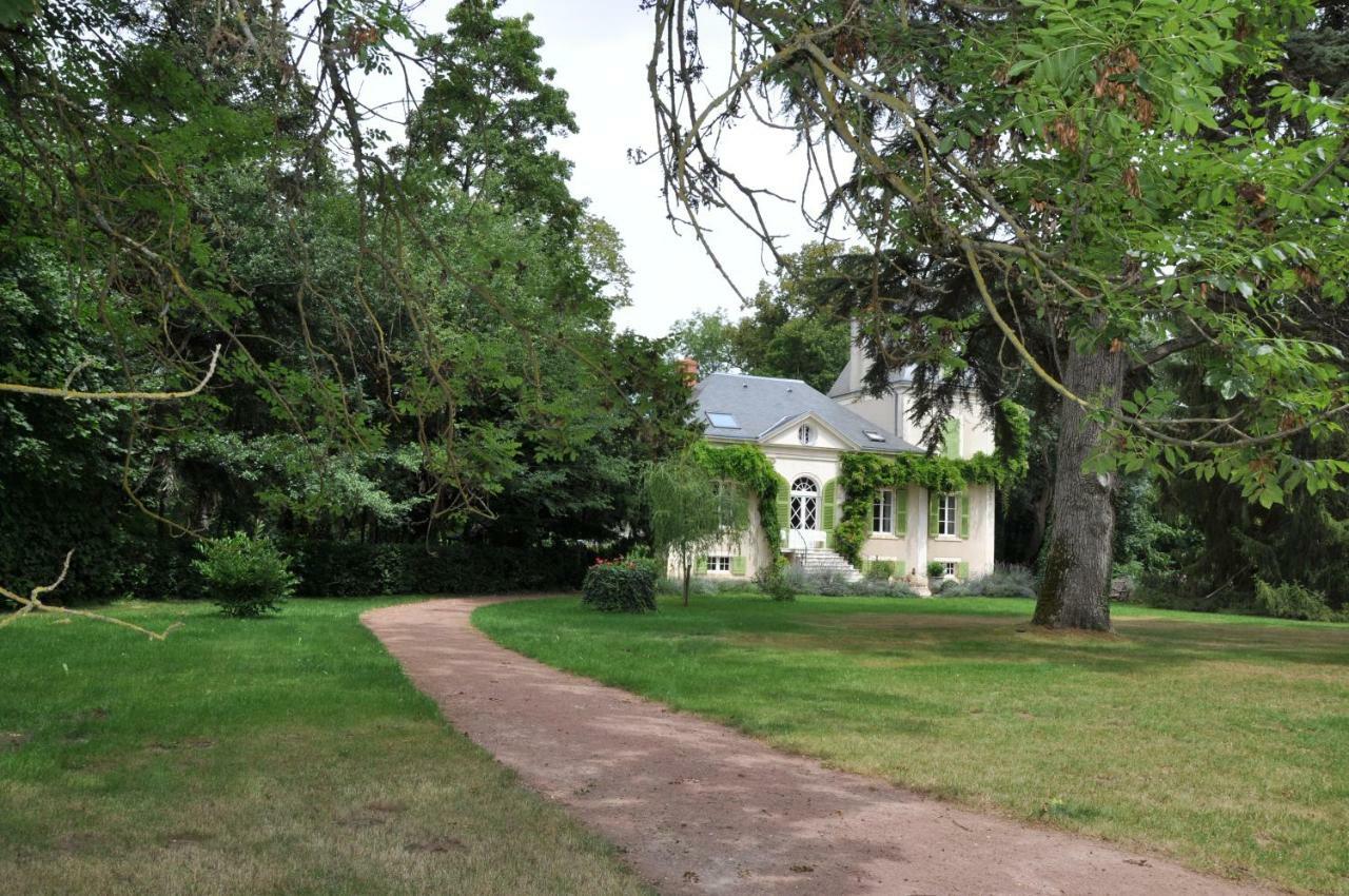 Château de La Villette Ardentes Exterior foto